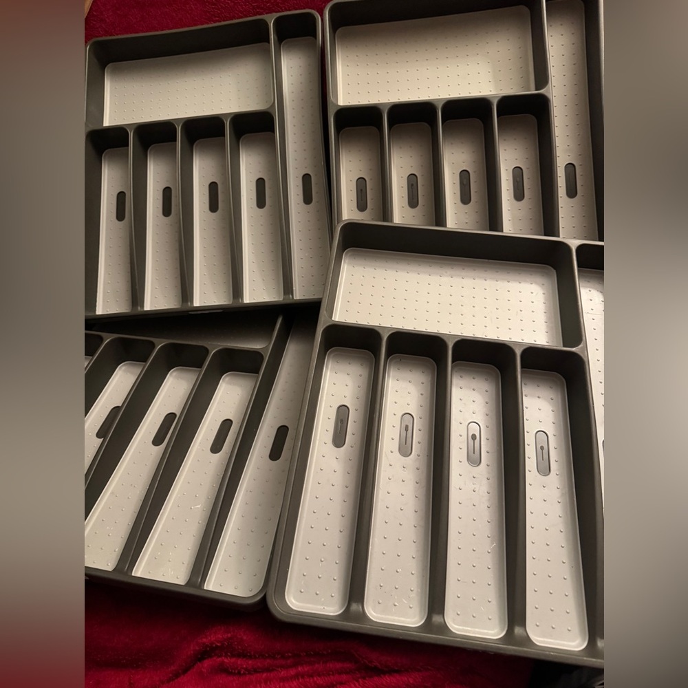 Four Made smart Plastic -Silverware Tray - 16 in.